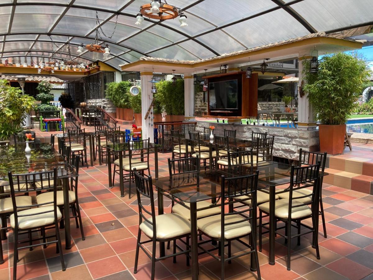 Hosteria Casa Silva Checa Extérieur photo